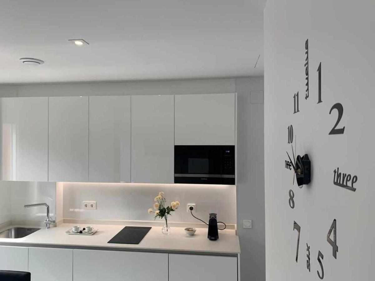 Ramon Y Cajal Suites De Luxe Leon Exterior photo