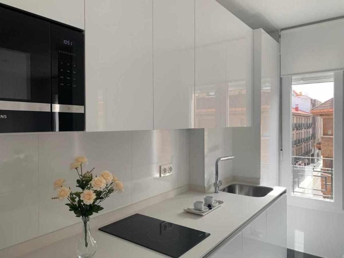Ramon Y Cajal Suites De Luxe Leon Exterior photo